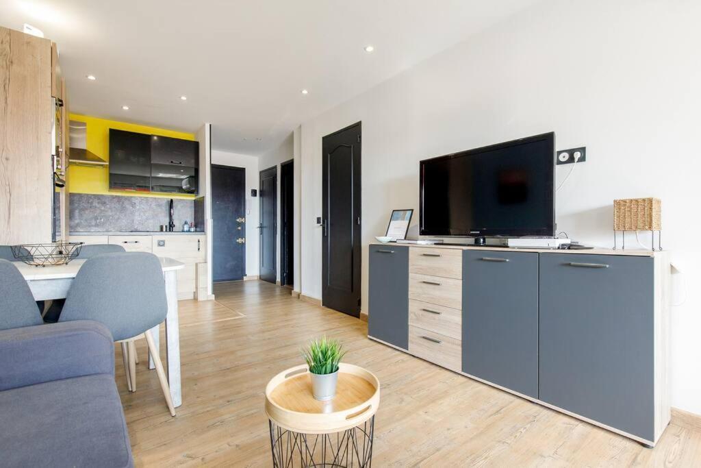Stanislas Art - Cannes Centre - Terrasse - Clim Apartment Exterior foto